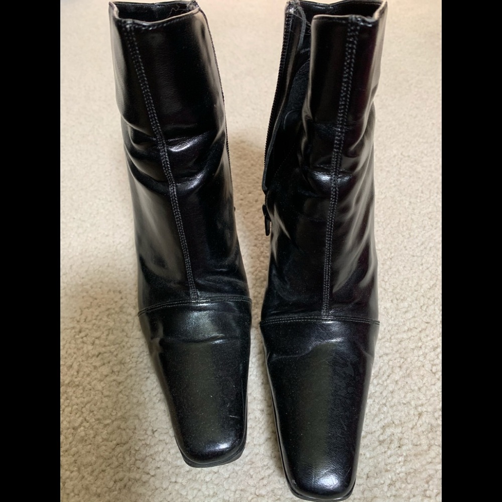 Black leather booties sz 7